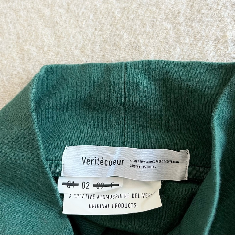 Veritecoeur made in Japan high neck long sleeve tee (green) - Picture 7 of 10